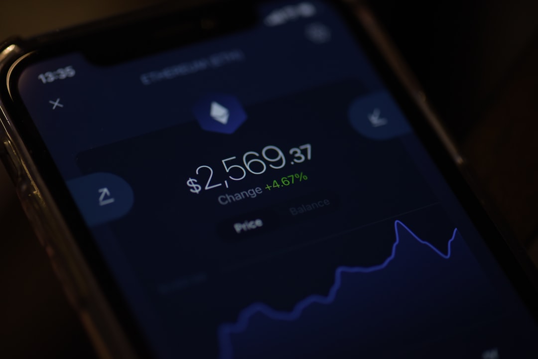 Flash Loan Атака в Криптовалютах: Риски, Механизмы и Защита от Мошенничества